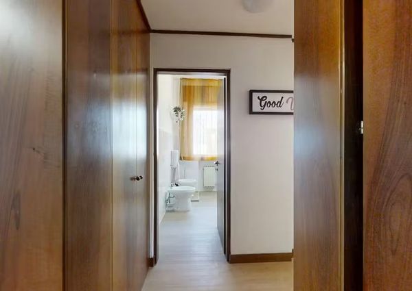 Via Cernaia, Padova, Veneto 35141