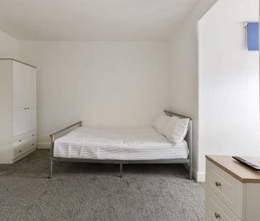 3 bedroom house share to rent - Photo 5