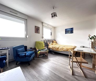 Location Appartement 1 pièce 31m² - Photo 1