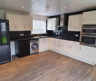 97 Ballyhalbert Gardens, Bangor, BT19 1SE - Photo 1