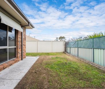 Quite Three Bedroom Townhouse - Photo 2