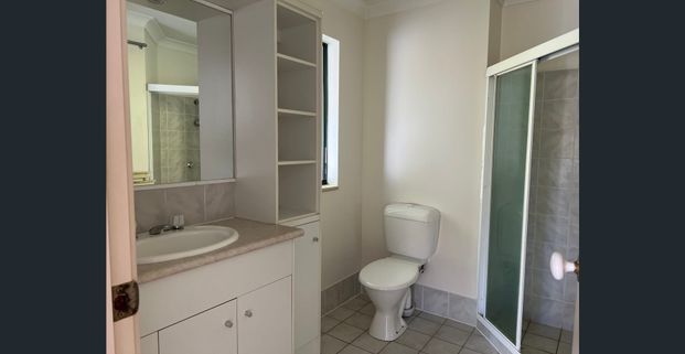 Great location - Photo 1