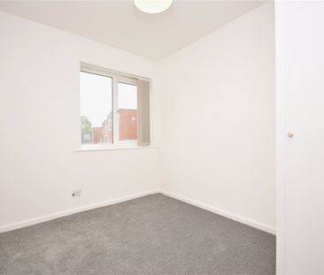 35, Blackmoor Court, Alwoodley, Leeds, LS17 7RS - Photo 1