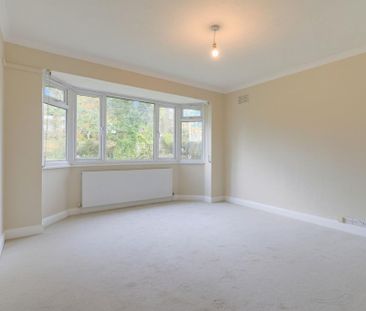 4 bedroom detached house to rent - Photo 5