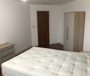 1 Bed Flat, Hagley Road, B16 - Photo 3