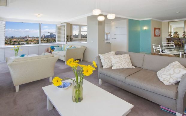 Spectacular Harbour Views and Luxury Living in the Heart of Mosman - Photo 1