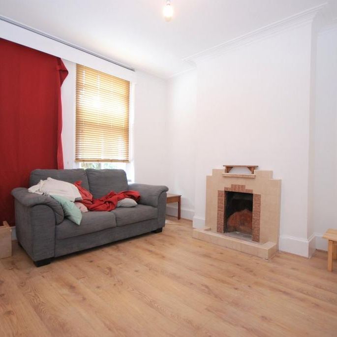 4 bedroom detached house to rent - Photo 1