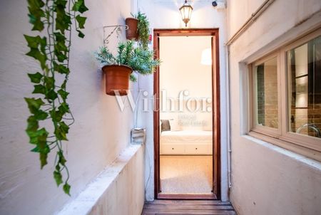 The Armstrong - Photo 2