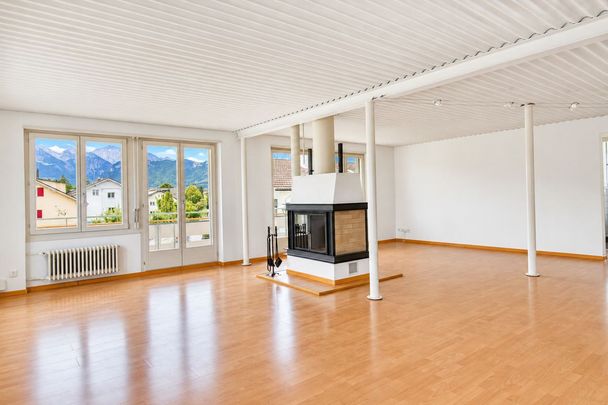 3-Zimmer-Loft mit Cheminée, Bergsicht, Balkon und Terrasse in Thun - Photo 1
