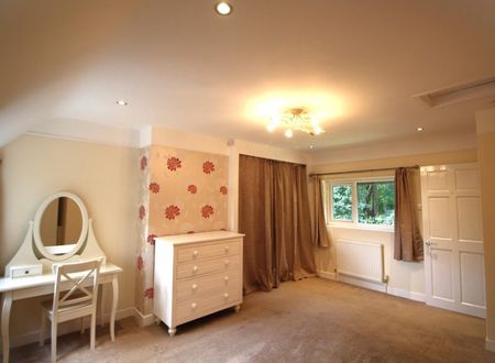 Piper Hill Avenue, Manchester, M22 4DZ - Photo 3