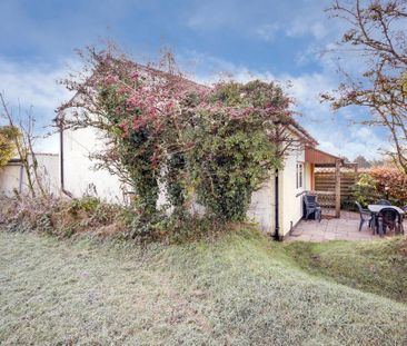 2 bedroom semi-detached house to rent - Photo 6