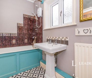 4 bedroom terraced house to rent - Photo 4