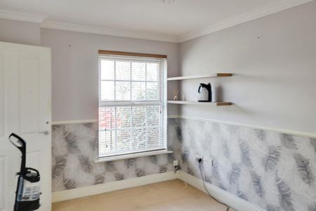 5 bedroom terraced house to rent - Photo 3