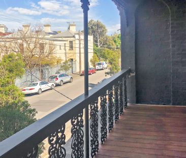 Renovated, Double Story Victorian - Photo 6