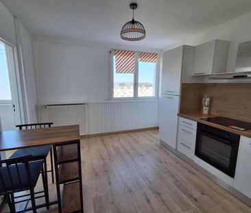 Location Appartement 2 pièces 54m² ST ETIENNE 42100 - Photo 5