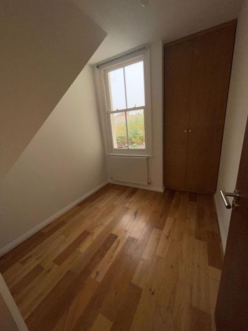 4 bedroom terraced house to rent - Photo 5