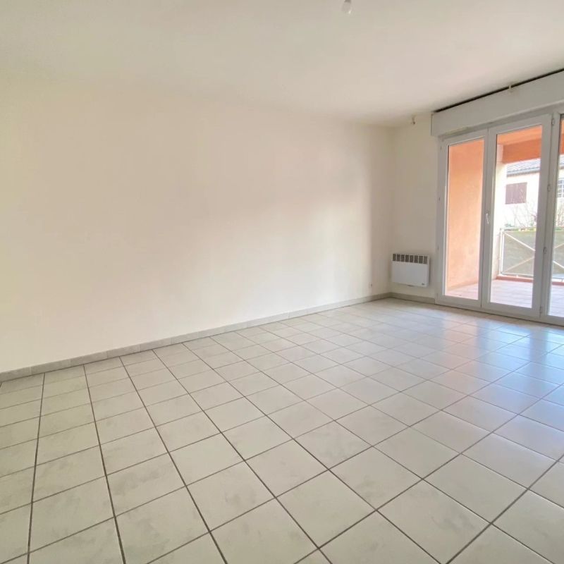 La londe loue dans village 3 PIECES AVEC TERRASSE - Photo 1