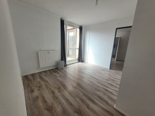 Location Appartement 3 pièces 68m² ROUBAIX 59100 - Photo 1