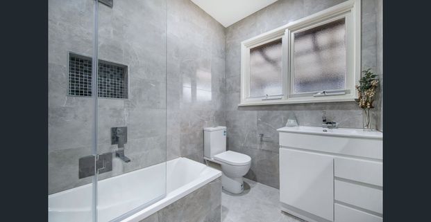 20 Taronga Court, Nunawading, Vic 3131 - Photo 1