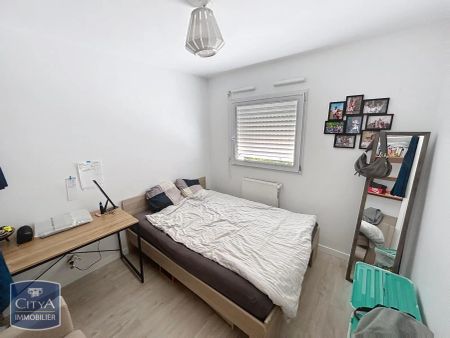 Appartement à louer 4 pièces 83.35m² - Photo 2
