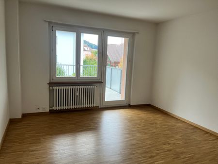 Helle 3-Zimmer-Wohnung mit Balkon in Burgdorf – ab sofort verfügbar - Photo 2