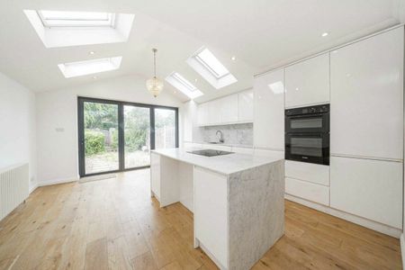 Longford Close, Hampton Hill, TW12 - Photo 5