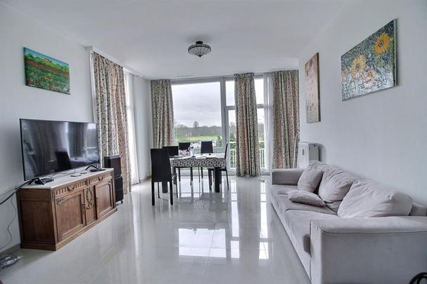 Verhuur appartement 2 kamers, 96m² - Photo 1