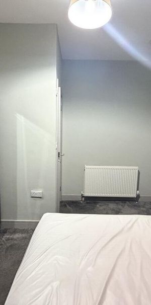 1 bedroom property to rent - Photo 1