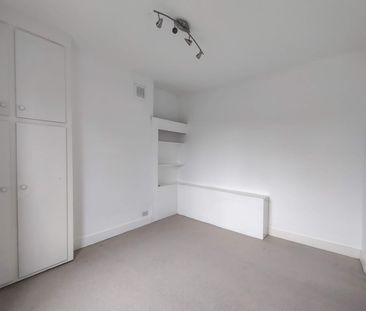 Room in a Shared Flat, Martell Road, SE21 - Photo 4