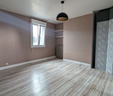 Location Appartement 4 pièces 78m² - Photo 2