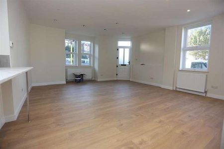 Elm Grove, Brighton, BN2 - Photo 2