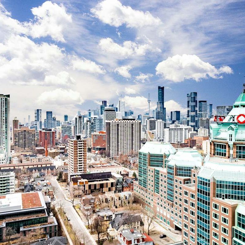 Huntley Apartments - Photo 1