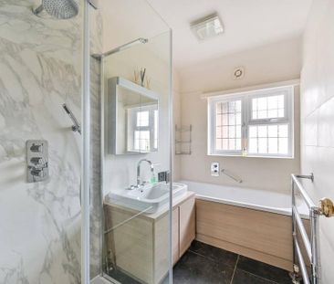 3 bedroom semi-detached house to rent - Photo 6