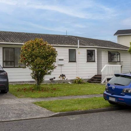 3 Bedroom Family Home - Photo 4
