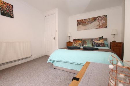 1 bedroom detached house to rent - Photo 4