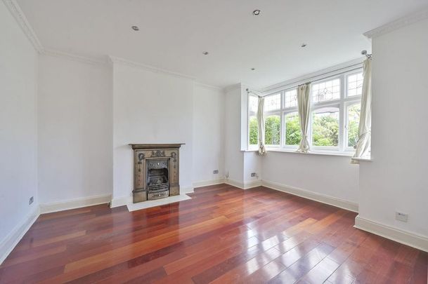 4 bedroom semi-detached house to rent - Photo 1
