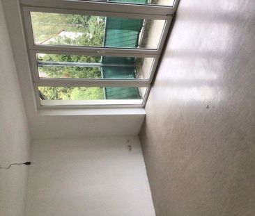 Rollstuhlfahrer aufgepasst, weitläufige 3-Zimmer-Wohnung (WBS) - Photo 1