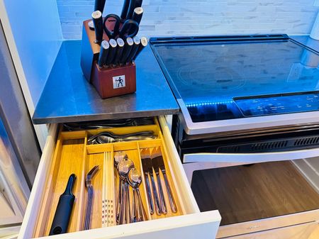 For Lease - 4085 Parkside Village Drive Unit# 1601, Mississauga, Ontario - Photo 2