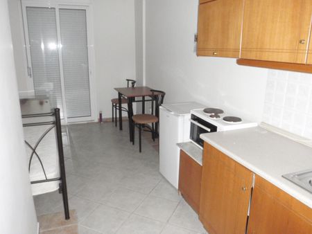 Studio/Γκαρσονιέρα για ενοικίαση Κέντρο - Πλατεία (Κοζάνη) - Photo 4