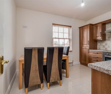 Breton Gardens, LISBURN, BT28 3YZ - Photo 3