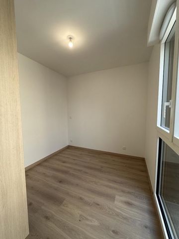 Location Appartement 3 pièces Meublé 73m² MERIGNAC 33700 - Photo 5