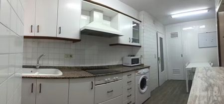 Calle Doctor Moliner, Valencia, Valencian Community 46010 - Photo 5