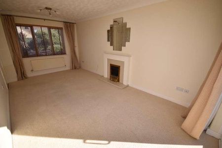 Bristow Road, Cranwell, NG34 - Photo 2