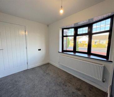 2 bedroom bungalow to rent - Photo 3
