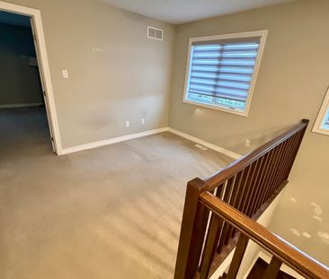 For Lease - 1071 Cobble hill Drive, Barrhaven, Ontario - Photo 1