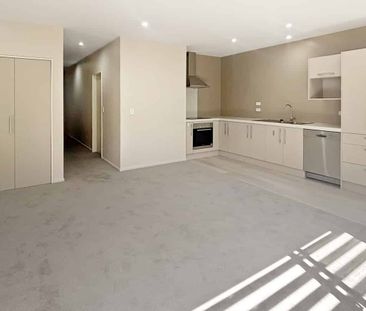 Convenience on Clarence! - Photo 2