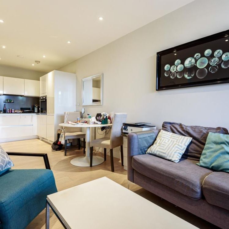 Blackfriars Road, Southwark SE1 - Photo 1