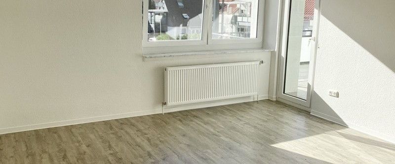 Moderne 3-Zimmer-Wohnung Tageslichtbad und XXL-Balkon - Photo 1
