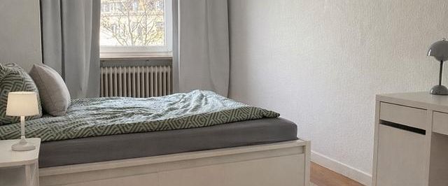 680€ inkl Nebenkosten: Möbiliertes Zimmer Frankfurt-Sachsenhausen - Photo 1