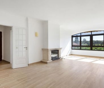 2 Bedroom Apartment with parking, Bairro do Rosário, Cascais - Photo 3
